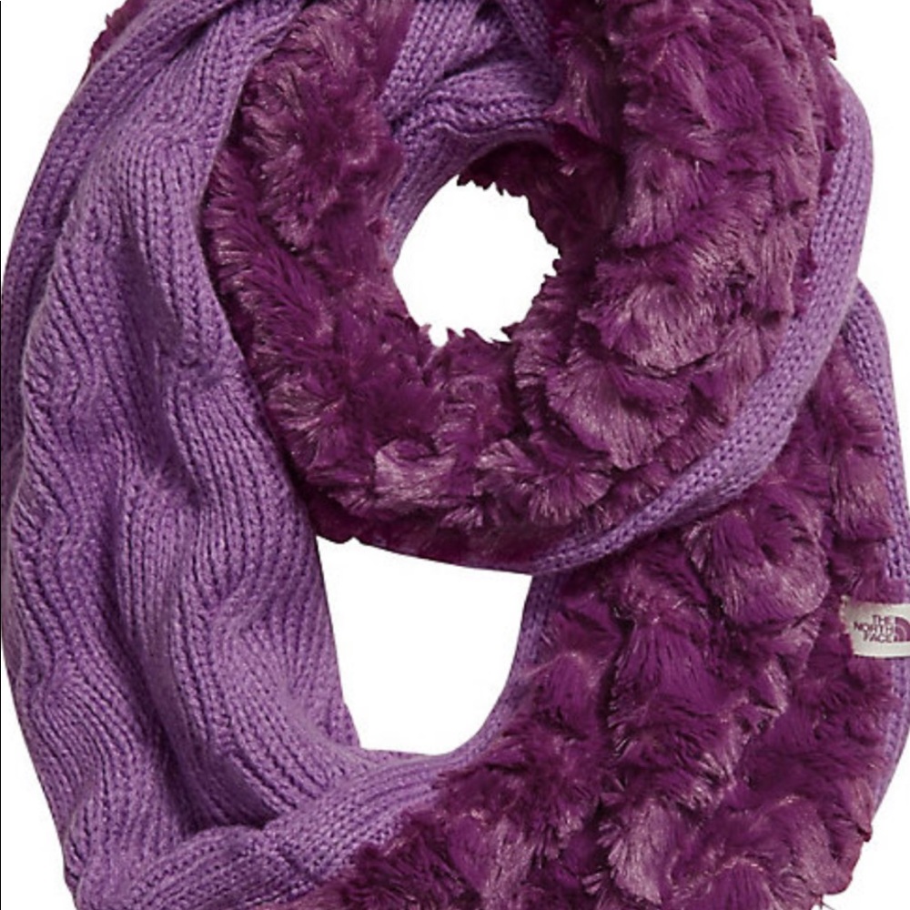 The North Face scarf